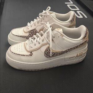 Women's Leopard Print Sneakers